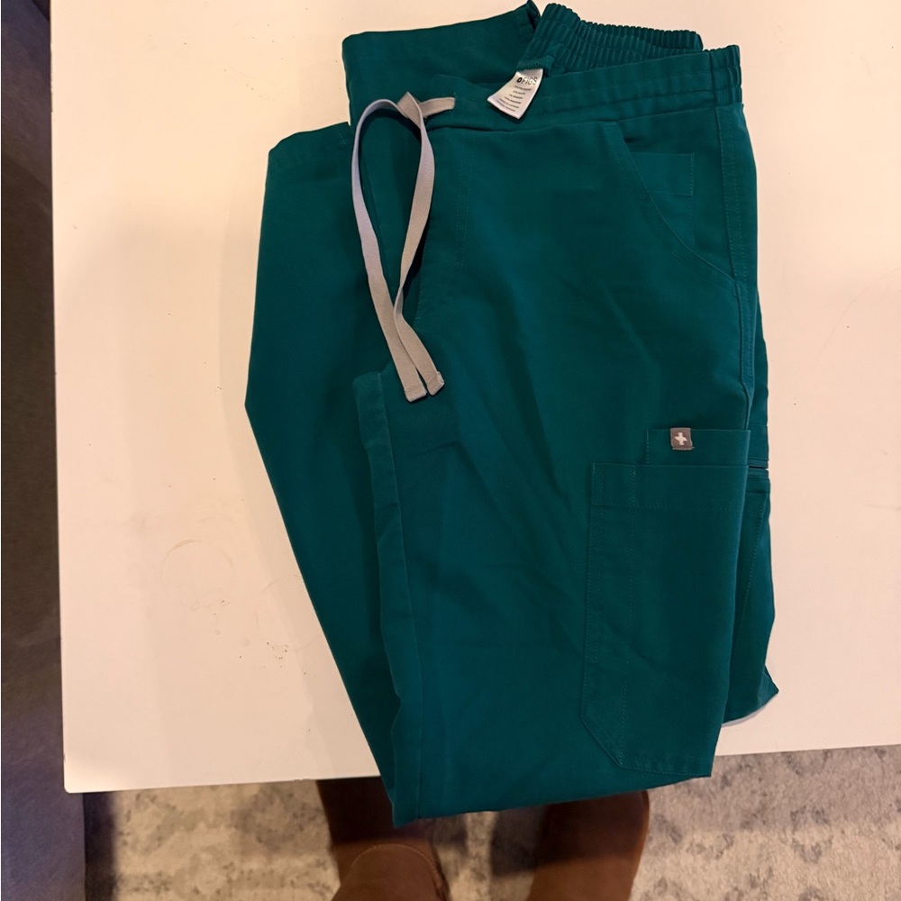 Figs XXSP Yola Hunter Green